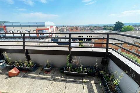 Carlton Mansions, Weston Super Mare BS23 2 bed apartment for sale