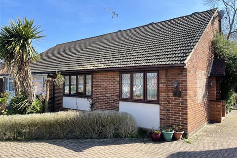 Mulberry Close, Meopham, DA13 3 bed bungalow for sale