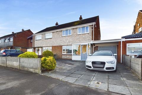 Willow Drive, Skelmersdale, WN8 8PJ 3 bed semi