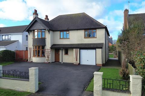 Hempsted Lane, Gloucester 5 bed detached house for sale