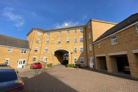 Nuthatch Close, Stowmarket IP14 2 bed apartment for sale