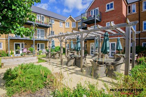 Hampton Place, Hampton Close... 2 bed apartment for sale