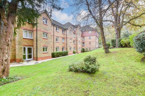 South Street, Epsom, Surrey 1 bed flat for sale
