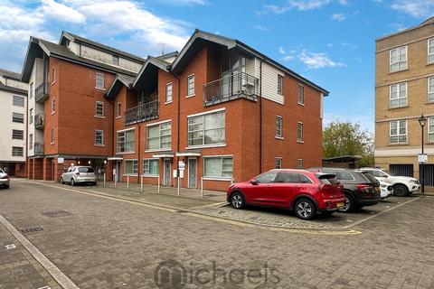 Rotary Way, Colchester, Colchester, CO3 3 bed duplex for sale