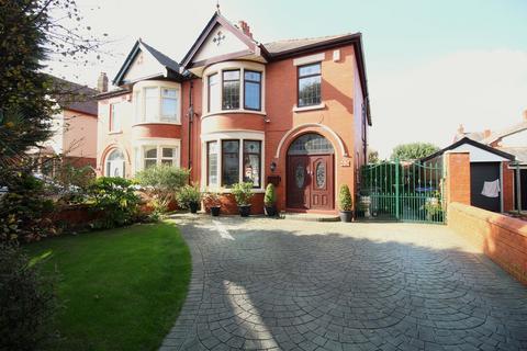 Ullswater Road, Blackpool FY4 4 bed semi