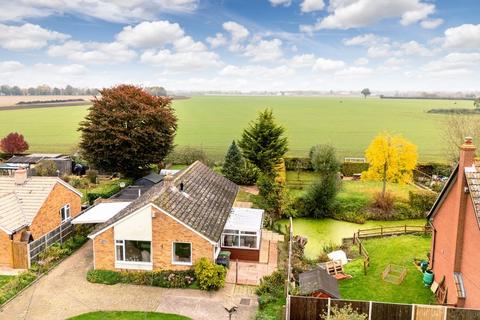 Bressingham 2 bed detached bungalow for sale