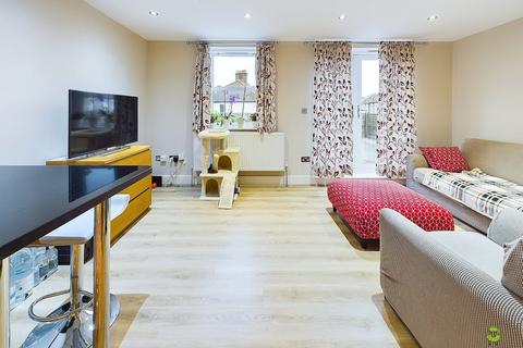 Duchess Apartments, Queens Road... 2 bed apartment for sale