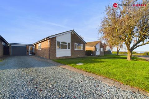 Roundhouse Drive, Huntingdon PE28 3 bed bungalow for sale