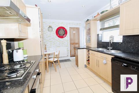 Chester Road,  Gillingham, ME7 3 bed terraced house for sale