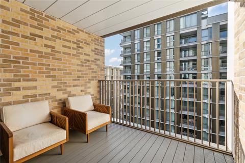 Palmer Road, London, SW11 2 bed apartment for sale