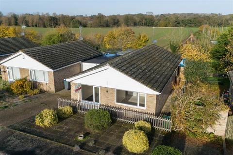 Parkway, Woodbridge IP13 3 bed detached bungalow for sale