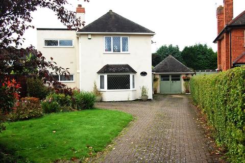 Meadow Road, Wolverhampton WV7 3 bed detached house for sale