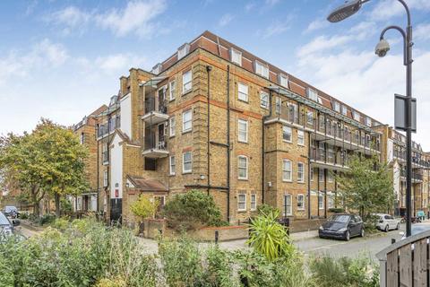 Fulham Road, London SW6 1 bed flat for sale