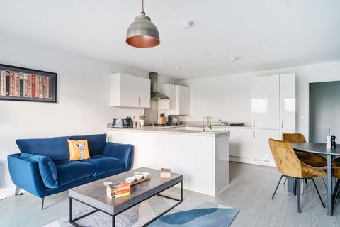 Longacres Way, Shopwhyke Lakes, PO20 2 bed flat for sale