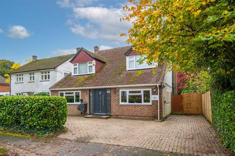 Limes Avenue, Horley 4 bed detached house for sale