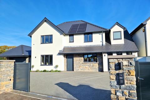 DANYGRAIG AVENUE, NEWTON, PORTHCAWL... 4 bed detached house for sale