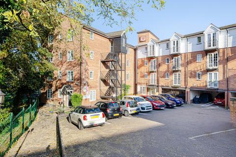 Hockerill Street, Bishop's Stortford... 2 bed apartment for sale