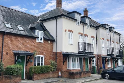 Towngate Mews, Ringwood, BH24 4 bed townhouse for sale