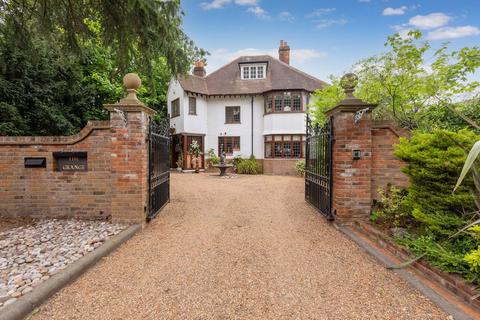 Middle Green, Langley SL3 4 bed detached house for sale