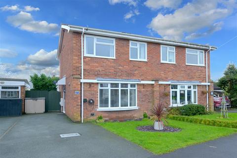 Rosehill Drive, Whittington, Oswestry 3 bed semi