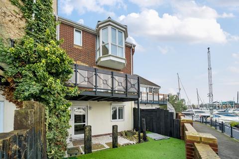 Pacific Close, Ocean Village... 3 bed house for sale