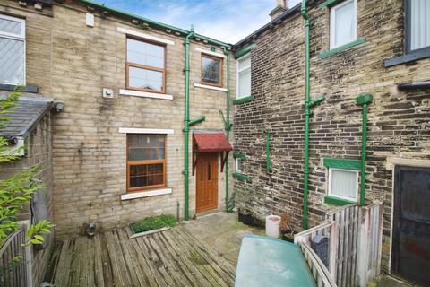 Idle Road, Bradford BD2 2 bed terraced house for sale