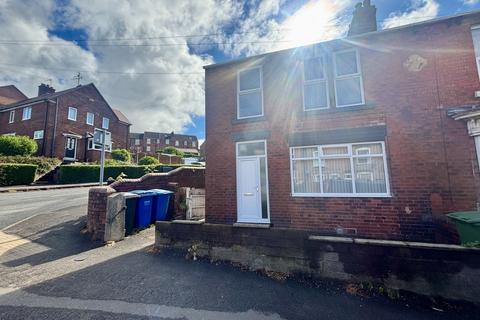 Whittington Hill, Old Whittington... 3 bed semi