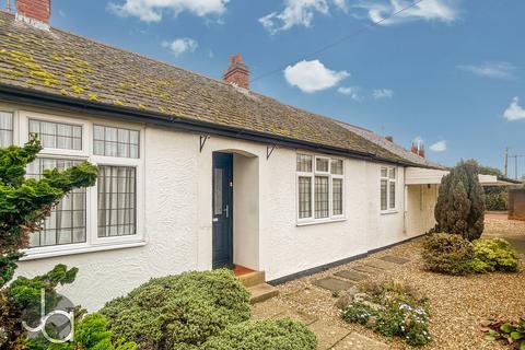 Maypole Road, Tiptree, Colchester 3 bed detached bungalow for sale