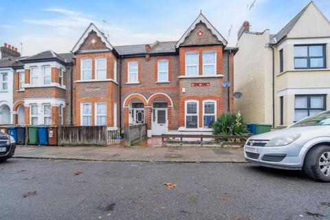 Butler Road, Harrow 2 bed maisonette for sale