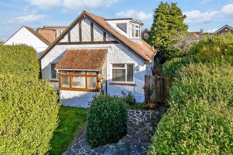 Baywood Gardens, Woodingdean... 3 bed chalet for sale