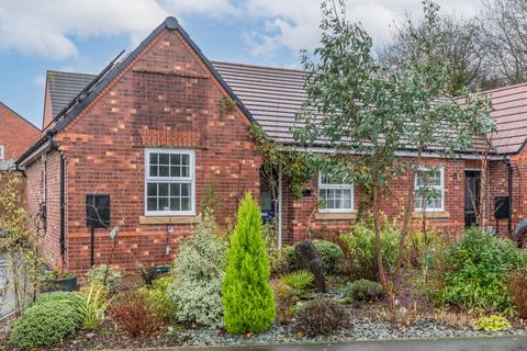 Whetstone Street, Wirehill, Redditch... 2 bed bungalow for sale