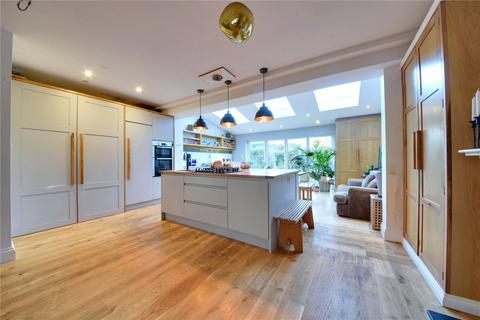 Orchard Avenue, Whetstone, N20 4 bed semi