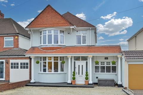 Wolverhampton Road, Cannock WS11 4 bed detached house for sale