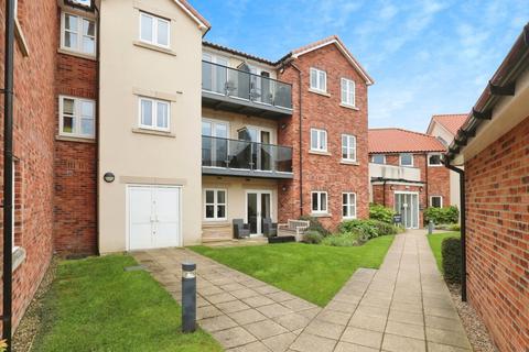 Rogerson Court, Scaife Garth... 2 bed retirement property for sale