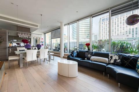 Baltimore Wharf, Canary Wharf... 2 bed flat for sale