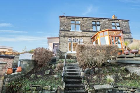 Bridge Mount Headlands Road... 3 bed semi