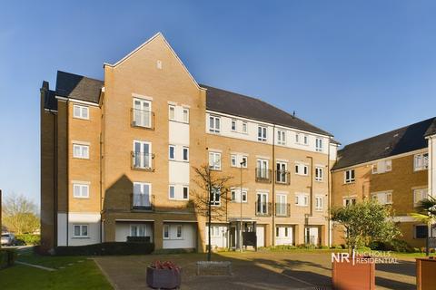 Longland Place, Epsom, Surrey. KT19 1 bed flat for sale