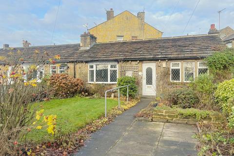 Beacon Road, Wibsey, Bradford, BD6 2 bed bungalow for sale