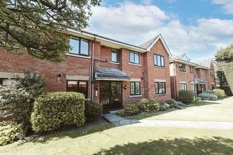 Liverpool Road, Southport... 2 bed apartment for sale