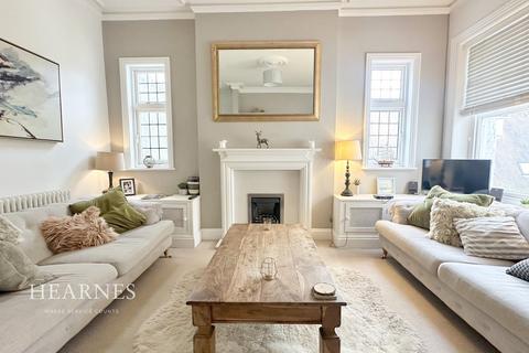 West Overcliff Drive, West Cliff... 2 bed apartment for sale