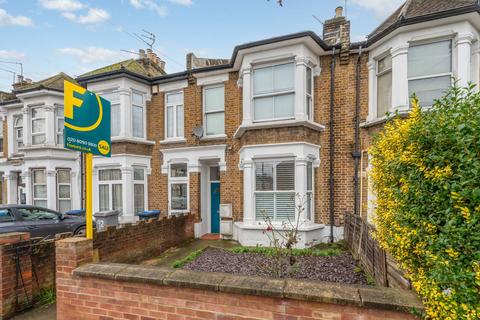 Strode Road, Willesden Green, London... 2 bed flat for sale