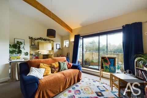 Telham House, Battle, TN33 2 bed apartment for sale