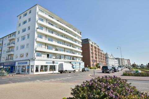 Marina, East Sussex, Bexhill on Sea... 3 bed flat for sale