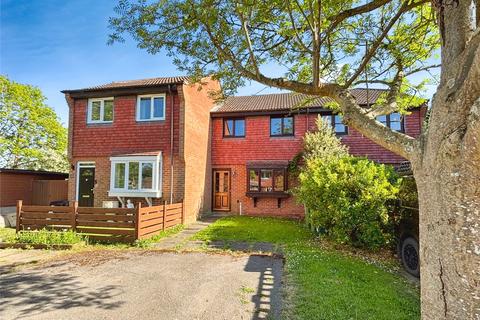 Brook Close, Aylesbury HP18 3 bed terraced house for sale