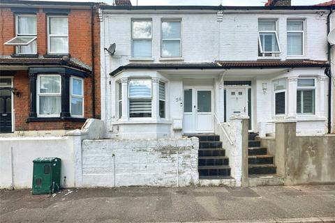 Corporation Road, Kent ME7 4 bed terraced house for sale