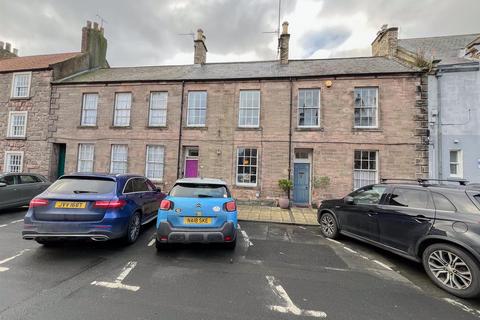 Wallace Green, Berwick