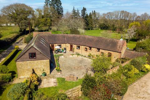 Rock, Worcestershire DY14 4 bed barn conversion for sale