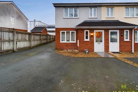 College Road, Oswestry 3 bed semi