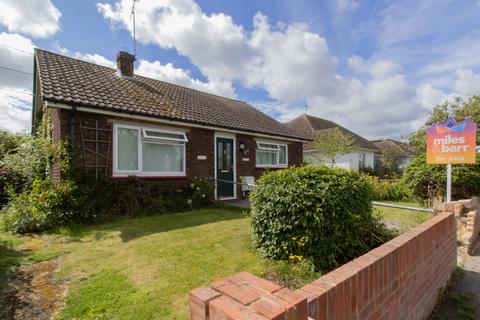 Osborne Gardens, Herne Bay, CT6 2 bed bungalow for sale