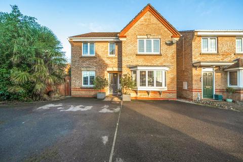 Thatcham,  Berkshire,  RG18 4 bed detached house for sale